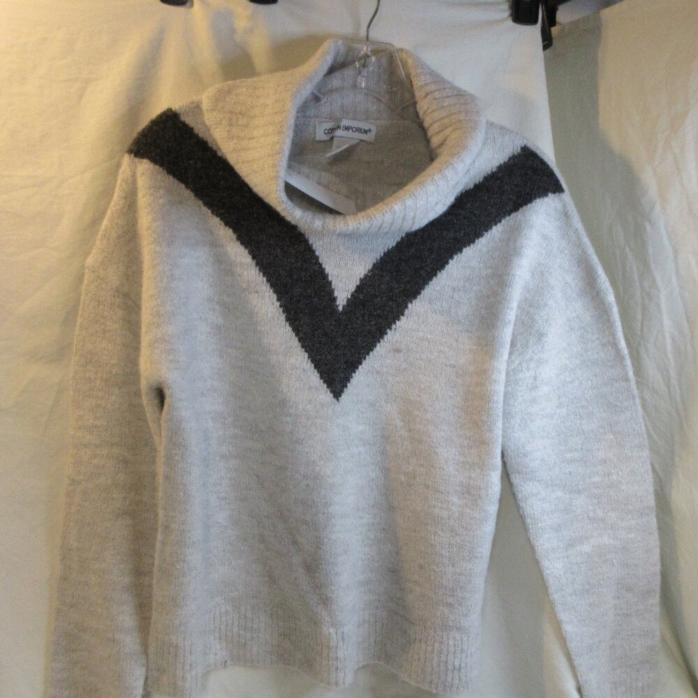 Similar items Sponsored Feedback on our suggestions | See all   Karen Scott Wome